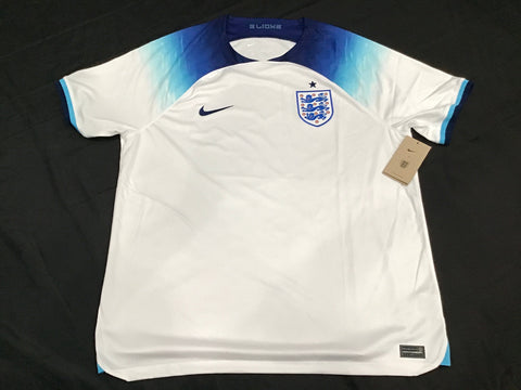 England 3 Lions Men’s M Soccer Jersey NWT