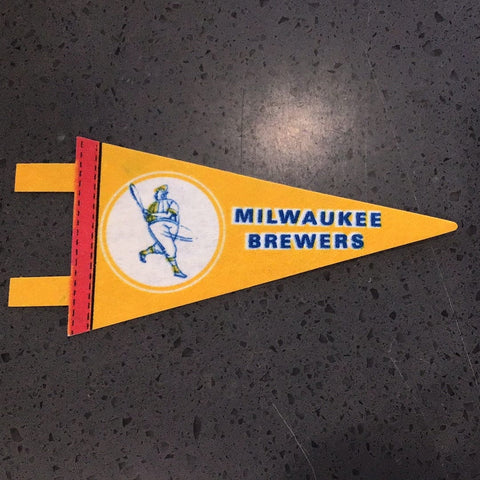 Team Pennant Mini Vintage Baseball Milwaukee Brewers