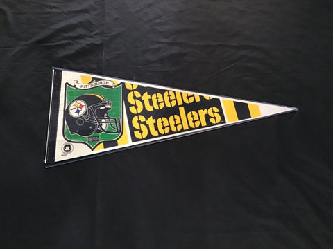 Team Pennant Vintage Football Pittsburgh Steelers