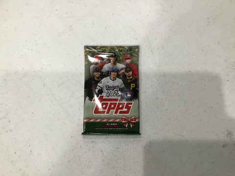 2025 Topps Baseball Holiday Mega Box Pack