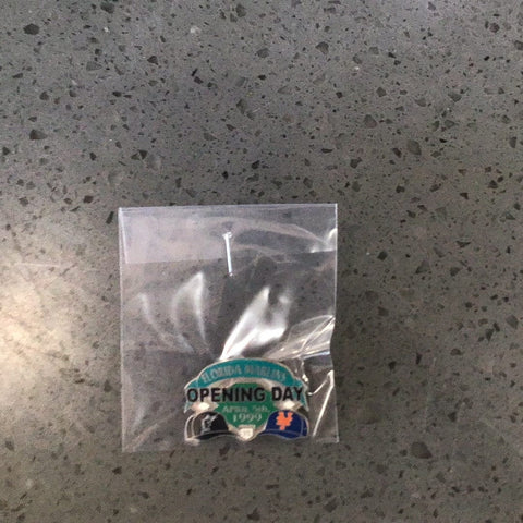 New York Mets vs Florida Marlins Opening Day Pin