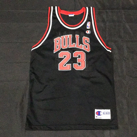 Chicago Bulls Michael Jordan #23 Youth XL