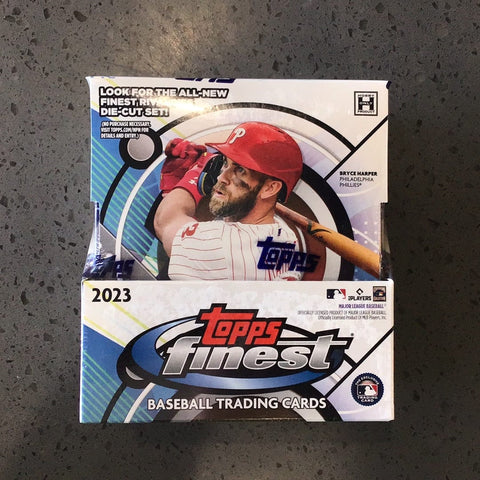 2023 Topps Finest Master Box
