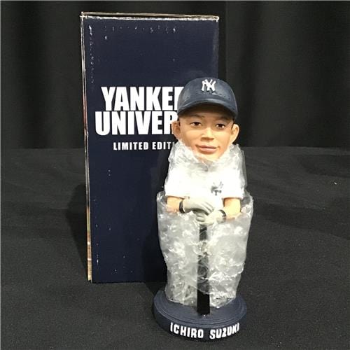Ichiro Suzuki - Bobblehead - New York Yankees - Yankee Universe LE –  Overtime Sports