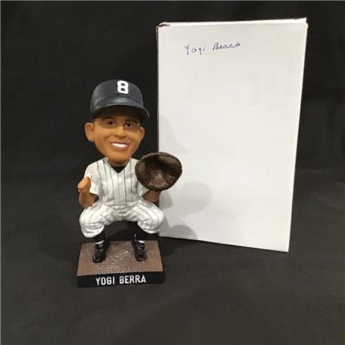 Yogi Berra - Bobblehead - New York Yankees Green Platform