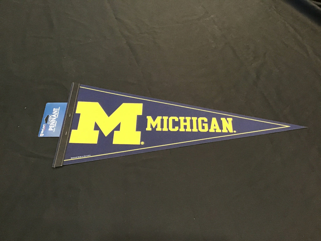 Michigan Wolverines Mini Pennant Set – 8 Piece Felt Pennants, 4x9 Inches, Team Decor